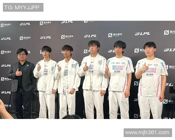 赛后分析：IG与BLG对决中的战术较量与团队协作探讨