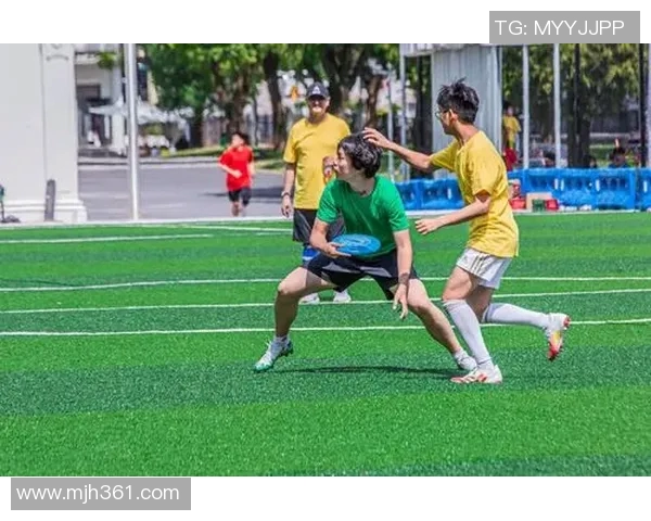 飞盘竞技新视角:深入分析北京飞盘队的战术灵活性与团队协作 飞盘竞技新视角:深入分析北京飞盘队的战术灵活性与团队协作